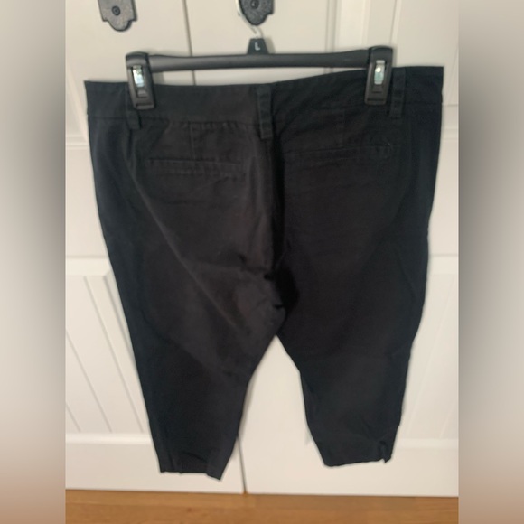 Cabi Black Ankle Pants - Picture 2 of 5